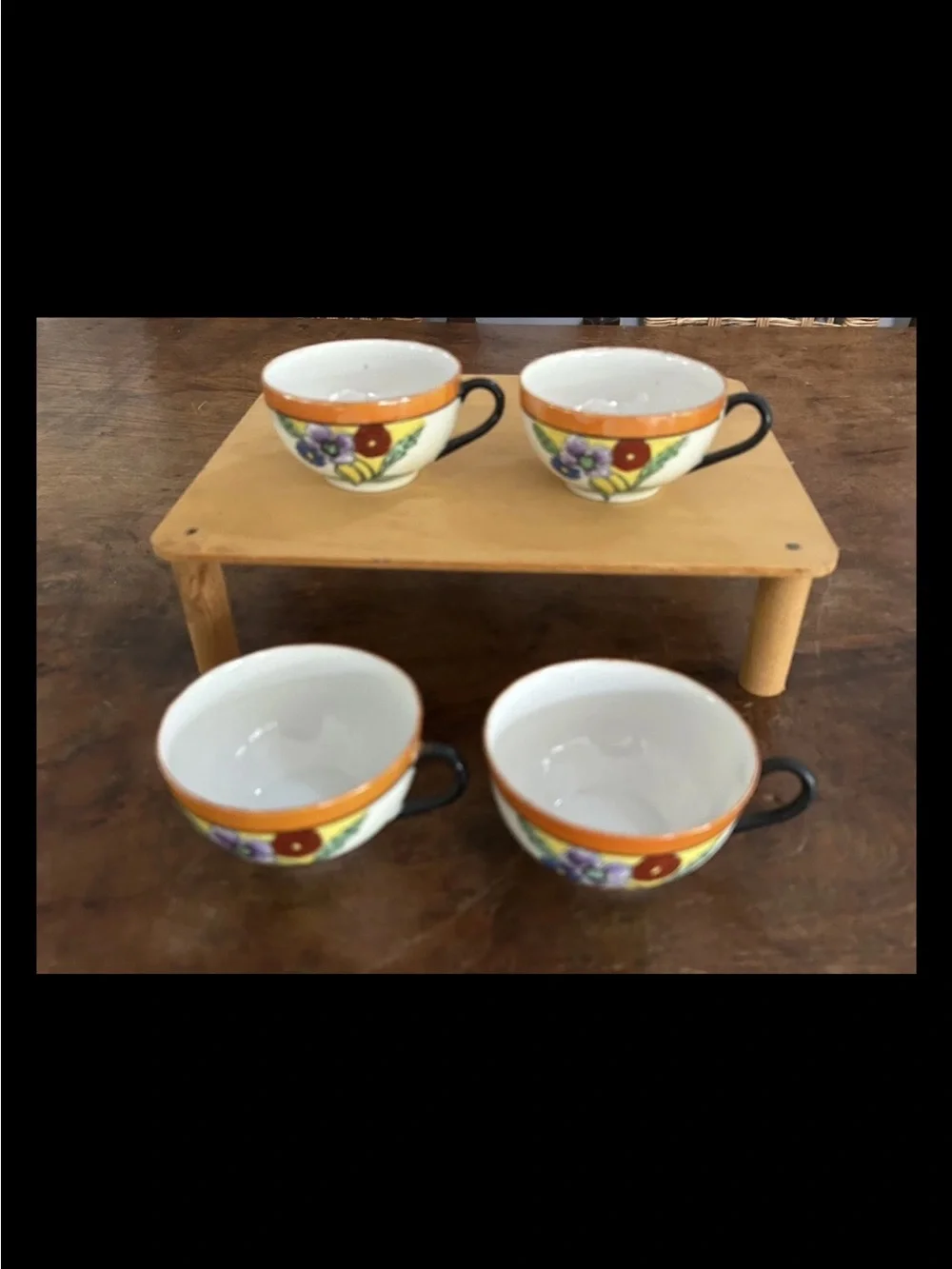 Chikatamachi Tea Pot, Creamer, Saucer And Bread Plates,Tea Cups Made In Japan HP